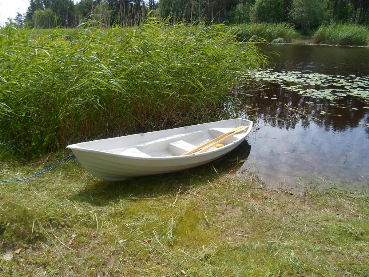 Tihase Puhkemajake Pärnu Exterior foto